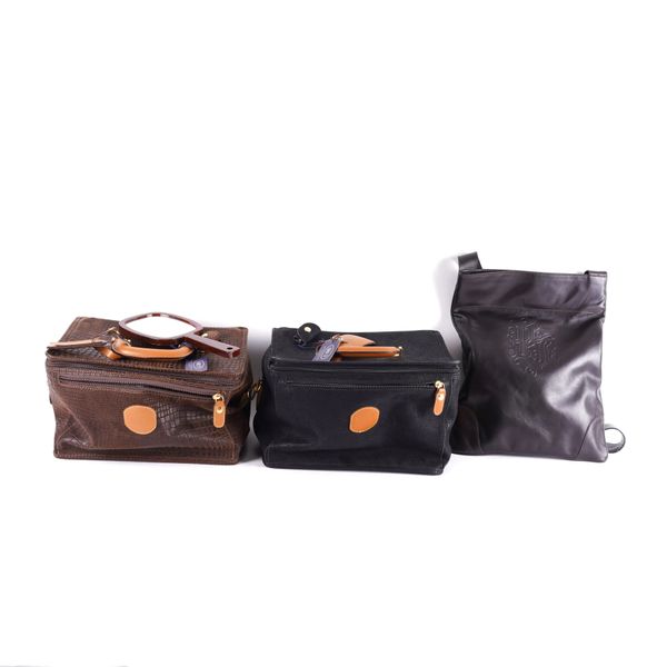 BRIC'S: A BROWN FAUX CROCODILE LEATHER VANITY CASE (3)