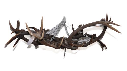 AN ANTLER HORN SIXTEEN LIGHT CHANDELIER OR HANGING LIGHT