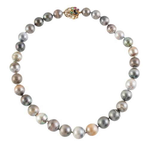 A CULTURED GREY PEARL NECKLACE