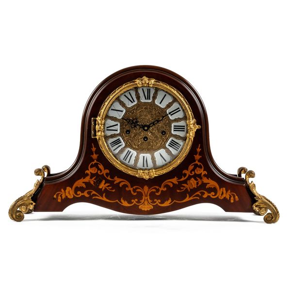 A GILT METAL MOUNTED MARQUETRY INLAID MAHOGANY MANTEL CLOCK