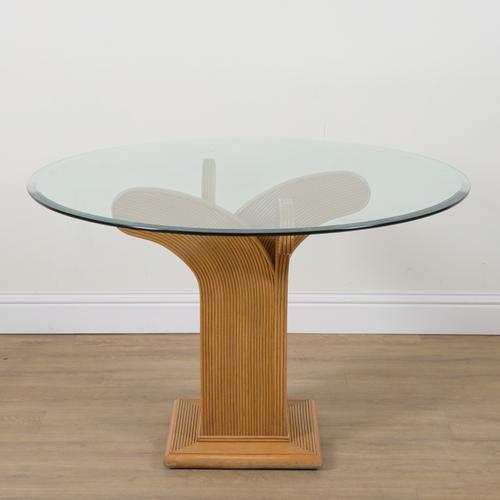 MAURIZIO MARIANI AND GIUSTO PURINI; A MID 20TH CENTURY ITALIAN GLASS CENTRE TABLE
