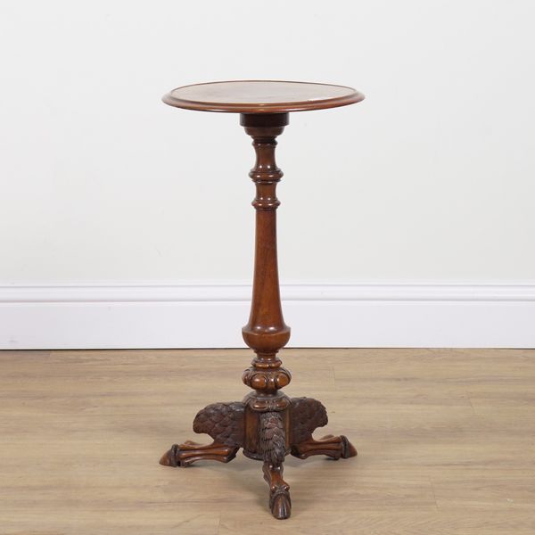 A VICTORIAN MAHOGANY TRIPOD TABLE