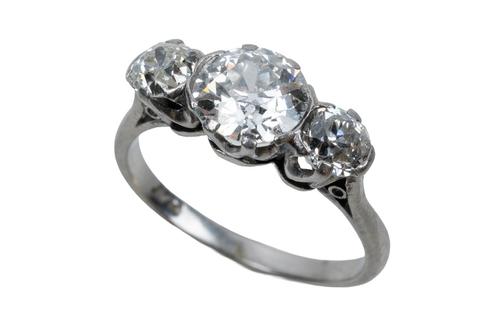 A DIAMOND THREE STONE RING