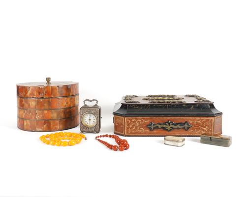 A MAISON BOISSIER BOX AND A CIRCULAR BOX AND COVER (7)