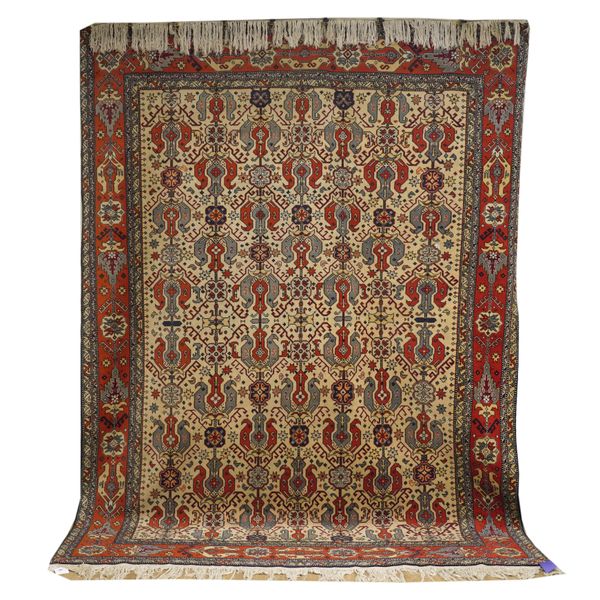 AN AZERBIJAN CARPET