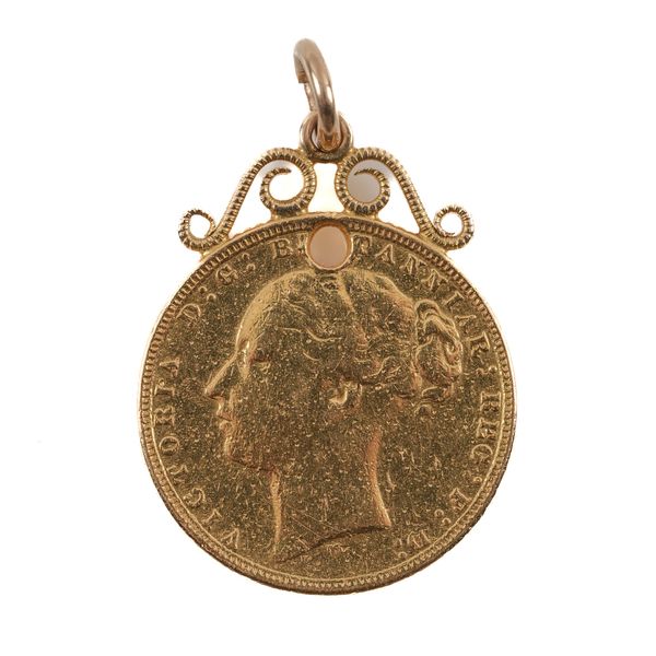 A VICTORIA YOUNG HEAD SOVEREIGN PENDANT
