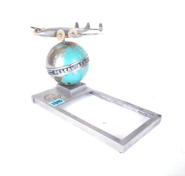 AIR FRANCE, A MID 20TH CENTURY DESKTOP NOTEPAD HOLDER WITH GLOBE AND PLANE