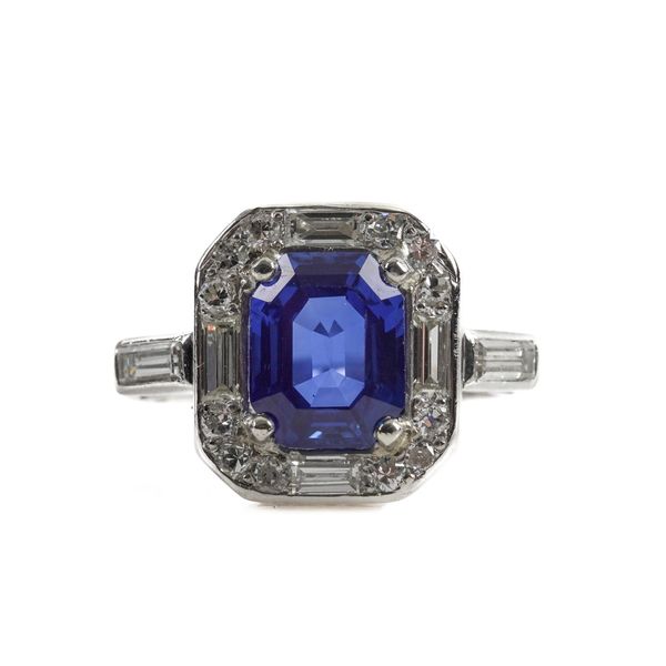 A KASHMIR SAPPHIRE AND DIAMOND RING