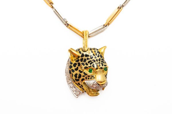 A DOUBLE SIDED PANTHER/JAGUAR PENDANT