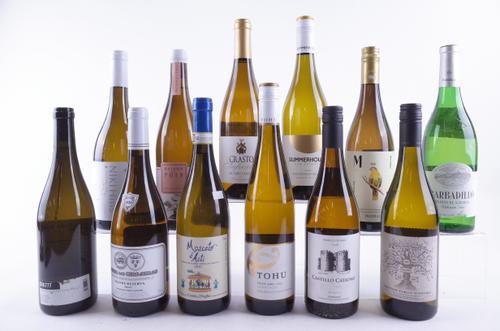 TWELVE BOTTLES VARIOUS WHITE WINE