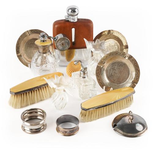 A GROUP OF SILVER MOUNTED FOREIGN AND FURTHER WARES (13)