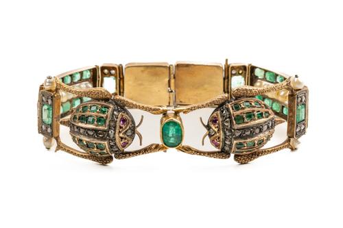 AN EGYPTIAN REVIVAL SCARAB BRACELET (2)