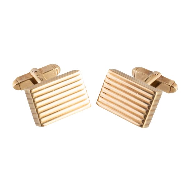 A PAIR OF KUTCHINSKY CUFFLINKS