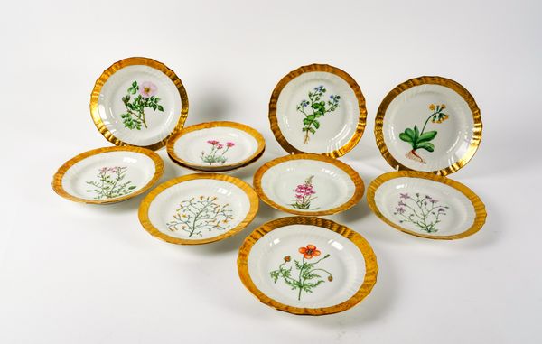 TEN ROYAL COPENHAGEN PORCELAIN BOTANICAL DESSERT PLATES (10)