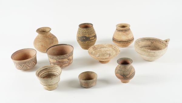 A GROUP OF BI-CHROME WARE TERRACOTTA VESSELS (10)