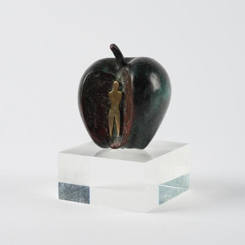 EDWINA SANDYS (BRITISH, B. 1938)