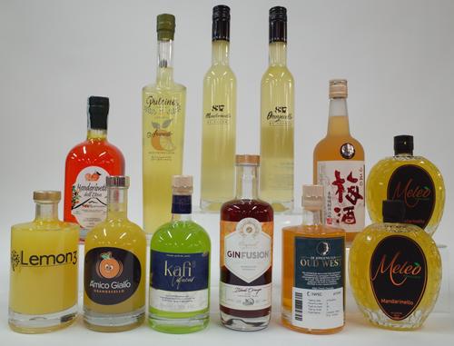 12 BOTTLES LIQUEURS