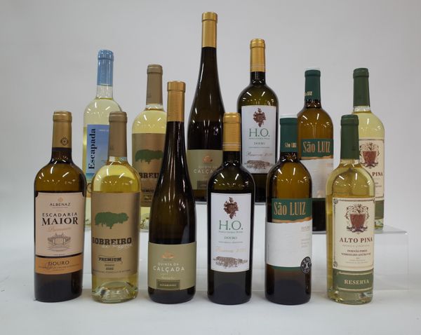 12 BOTTLES PORTUGUESE WHITE WINE