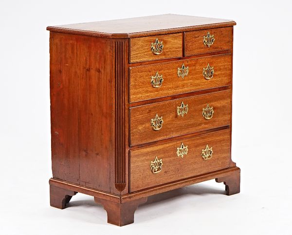 An English mahogany chest.