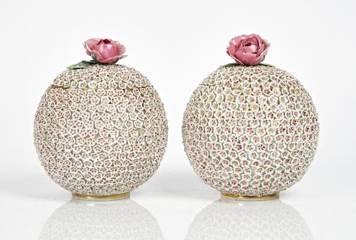 A pair of Meissen schneeballen globular vases and covers