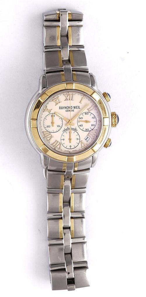 A Raymond Weil Geneve Automatic steel and gold gentleman's bracelet chronograph wristwatch.