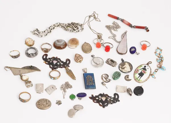 A group of jewellery, (qty)