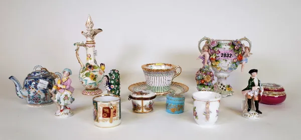 Ceramics, including a modern Continental vase and cover, 14cm high, a similar jug, 14cm high (a.f)