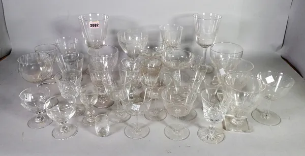 A large quantity of mostly early 20th century drinking glasses (qty)