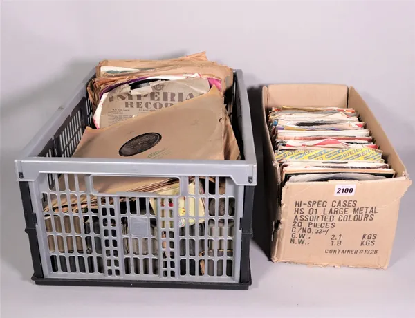 A large quantity of early 20th century records including 45s