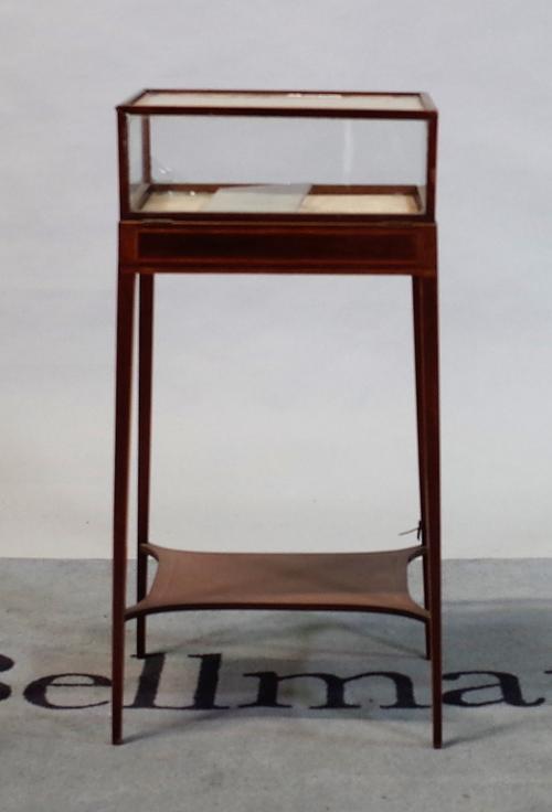 A Regency boxwood strung mahogany bijouterie table