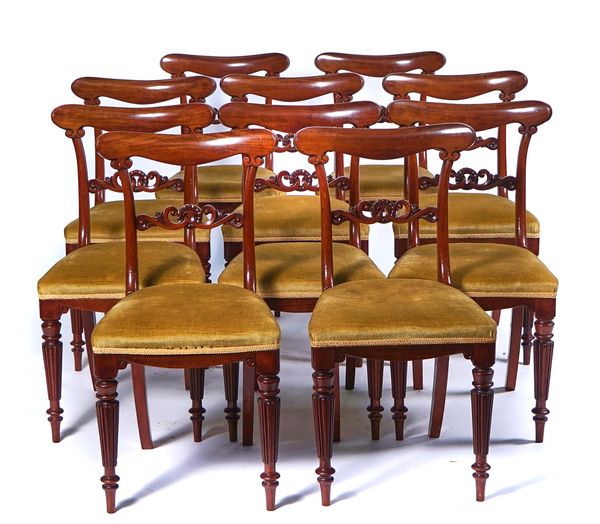 W.HUXLEY; A SET OF TEN WILLIAM IV MAHOGANY DINING CHAIRS