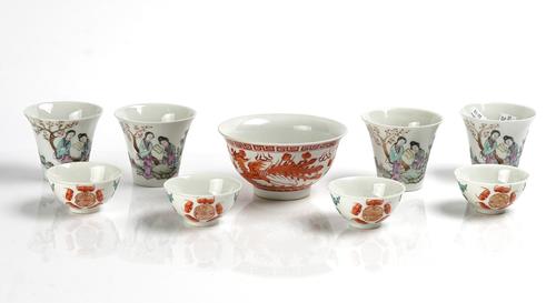 A CHINESE PORCELAIN SMALL BOWL