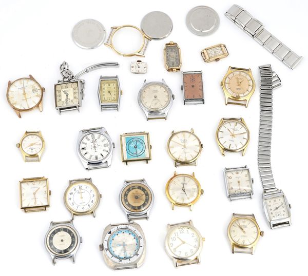 A GROUP OF GENTLEMEN'S AND LADIES WRISTWATCHES (QTY)