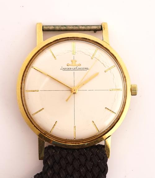 A JAEGER-LE COULTRE GOLD CASED GENTLEMAN'S WRISTWATCH