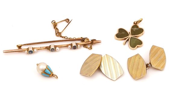 A GOLD, AQUAMARINE AND SEED PEARL BAR BROOCH AND THREE FURTHER ITEMS (4)