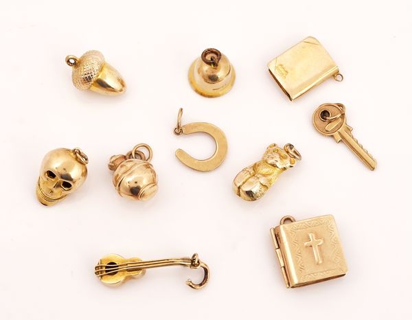 TEN 9CT GOLD CHARMS (10)
