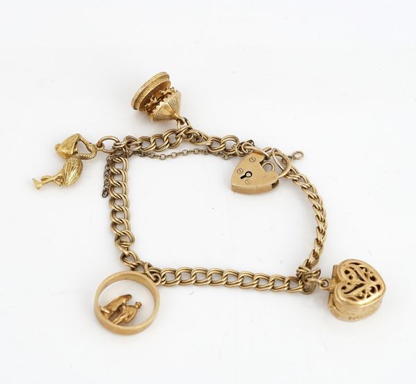 A 9CT GOLD TWIN CURB LINK CHARM BRACELET