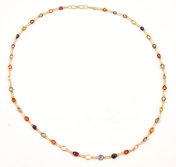 A GOLD, VARICOLOURED SAPPHIRE AND RUBY NECKLACE