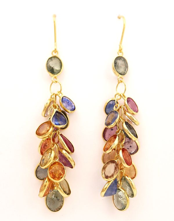A PAIR OF GOLD AND VARICOLOURED SAPPHIRE AND RUBY PENDANT EARRINGS
