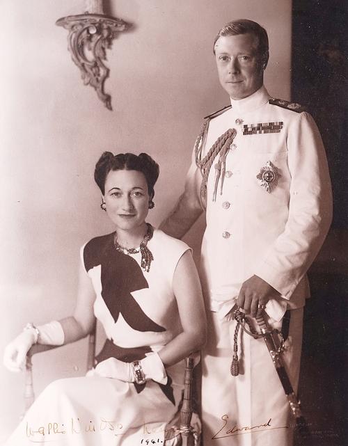 A PORTRAIT PHOTOGRAPH OF THE DUKE AND DUCHESS OF WINDSOR, SIGNED AND DATED
