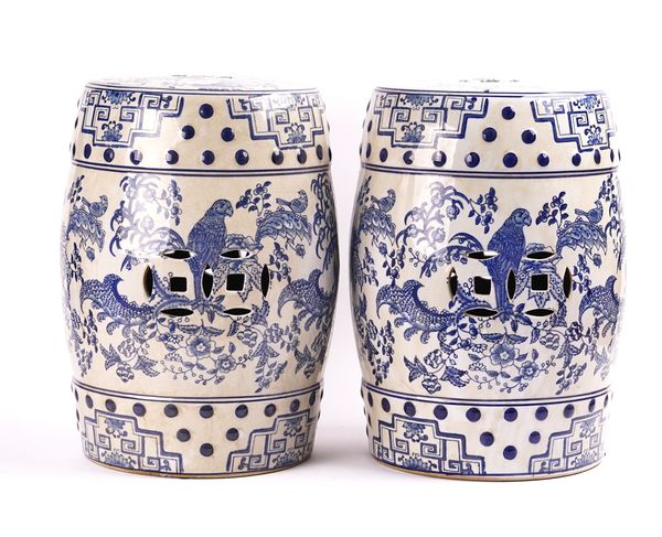 A PAIR OF CHINESE STYLE CRACKLE GLAZED POTTERY BARREL-SHAPED GARDEN SEATS