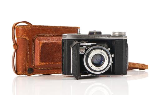 A KERSHAW PEREGRINE II CAMERA