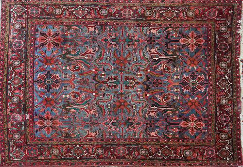 A HERIZ CARPET