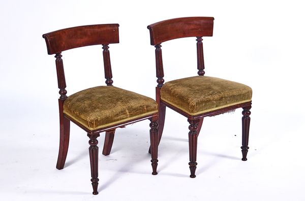 A PAIR OF WILLIAM IV MAHOGANY SIDE CHAIRS