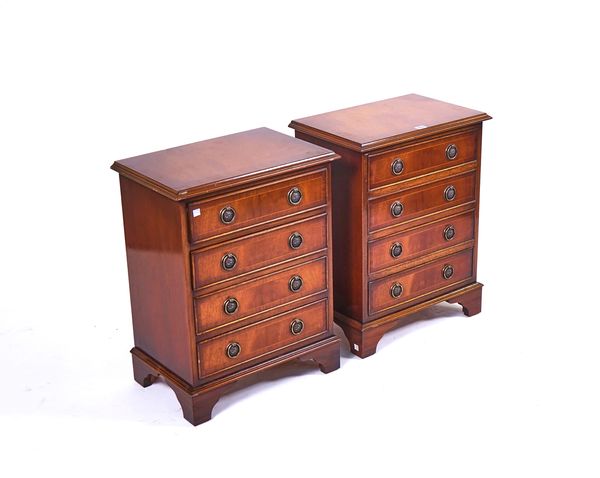 A PAIR OF MAHOGANY THREE DRAWER BEDSIDE CHESTS