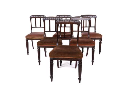 A SET OF SIX REGENCY ROSEWOOD BAR BACK DINING CHAIRS (6)
