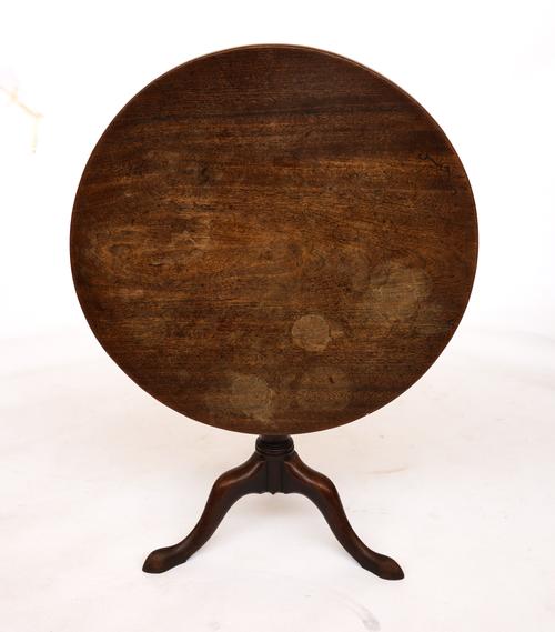 AN 18TH CENTURY MAHOGANY CIRCULAR SNAP TOP TRIPOD OCCASIONAL TABLE