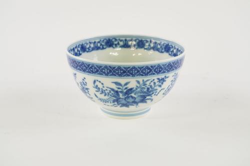 A CHINESE BLUE AND WHITE BOWL