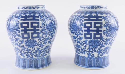 A PAIR OF CHINESE BLUE AND WHITE BALUSTER VASES (2)