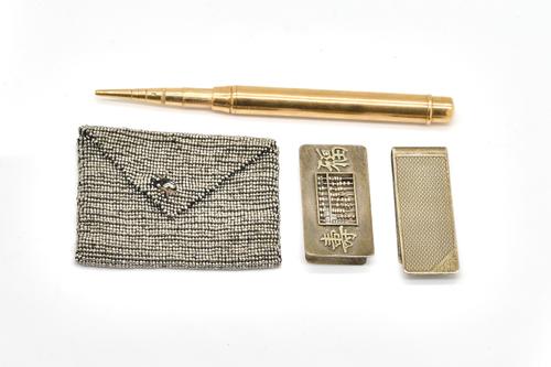 A 9CT GOLD CASED DROP ACTION PENCIL AND THREE FURTHER ITEMS (4)
